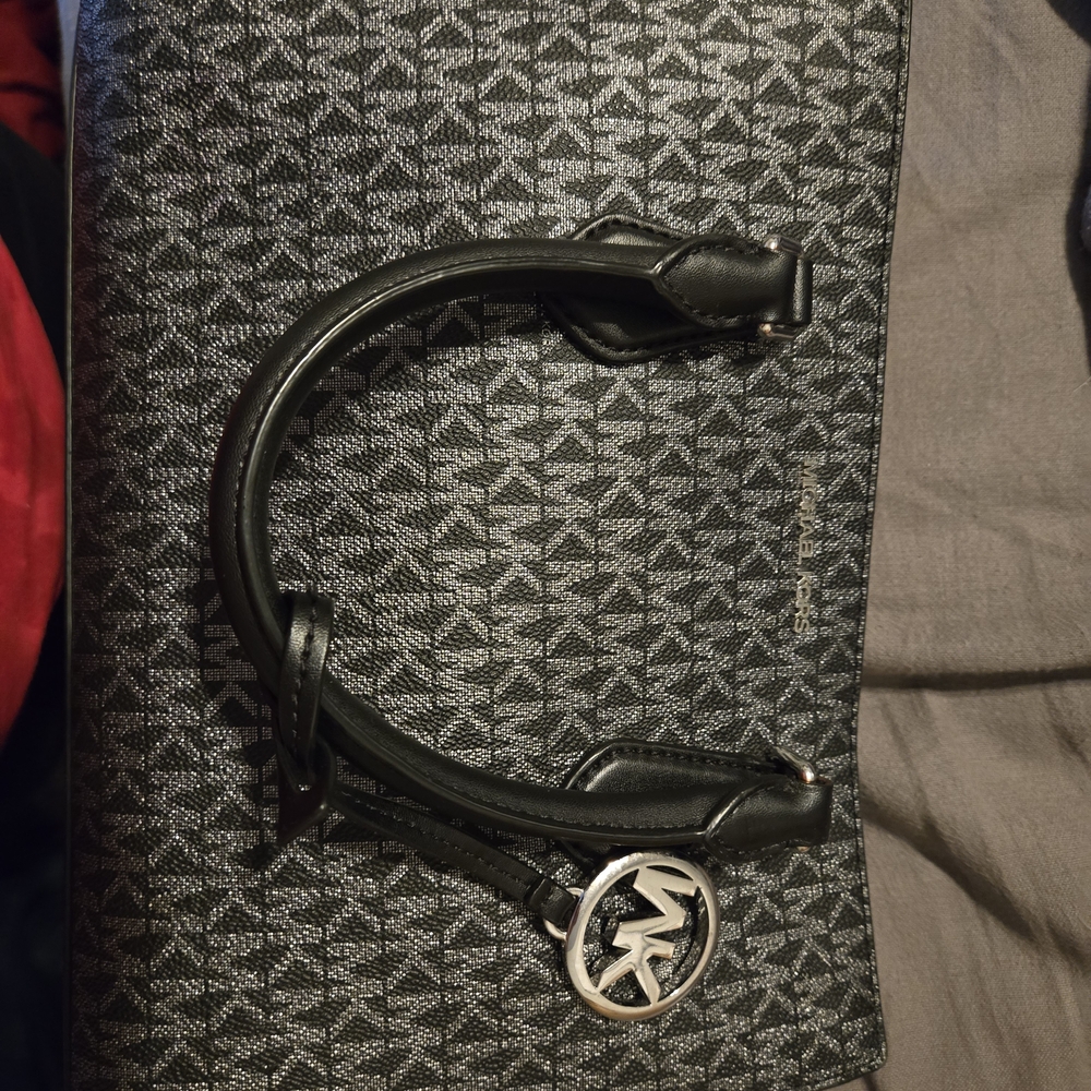 Michael Kors Black Signature Tote and Wristlet Set